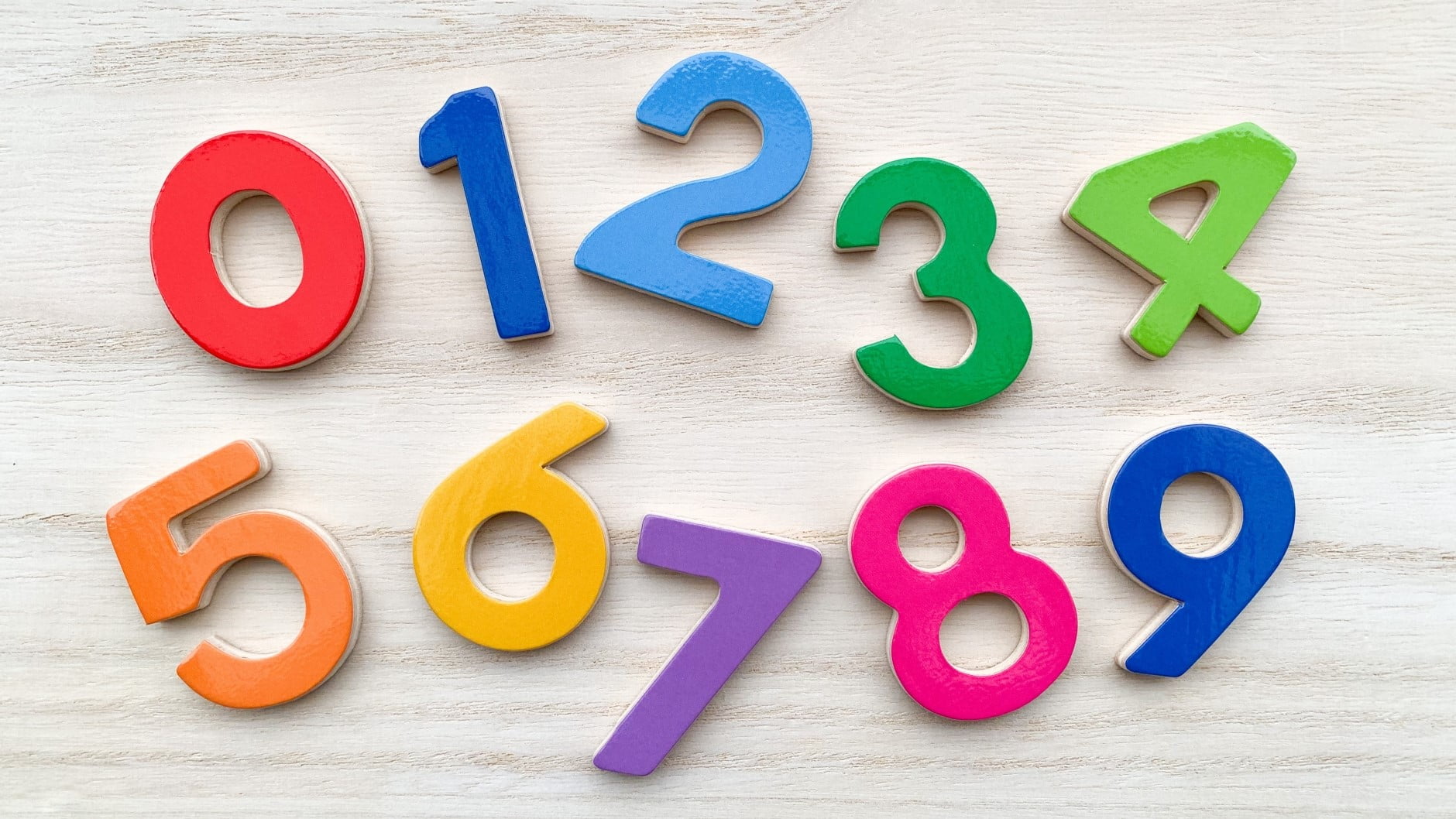 一生の数字雑学　あなたは死ぬまでに合計25年眠る計算になる！ 数字に見えたらヤバい！？たった数パーセントしか実は答えられない